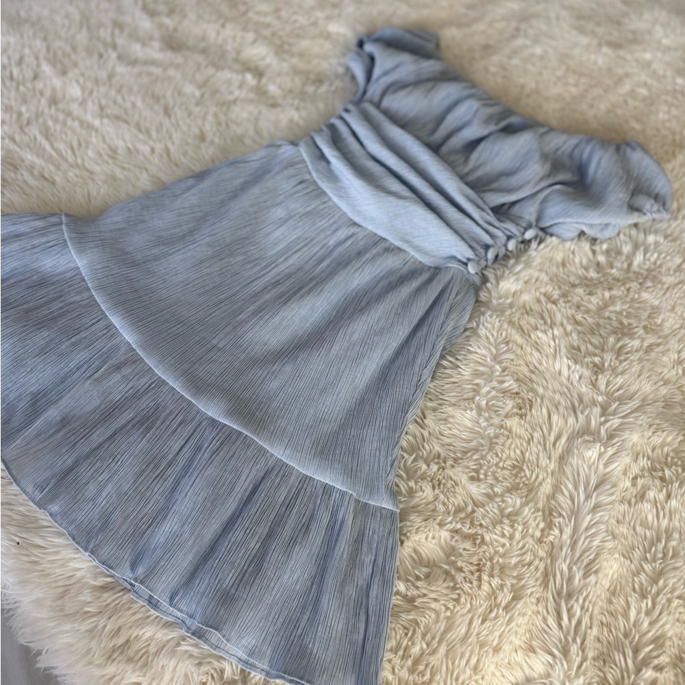 House of Harlow x Revolve 1960
Daphne Dress in Light Blue
HOUSE OF HARLOW 1960 - Picture 8 of 10